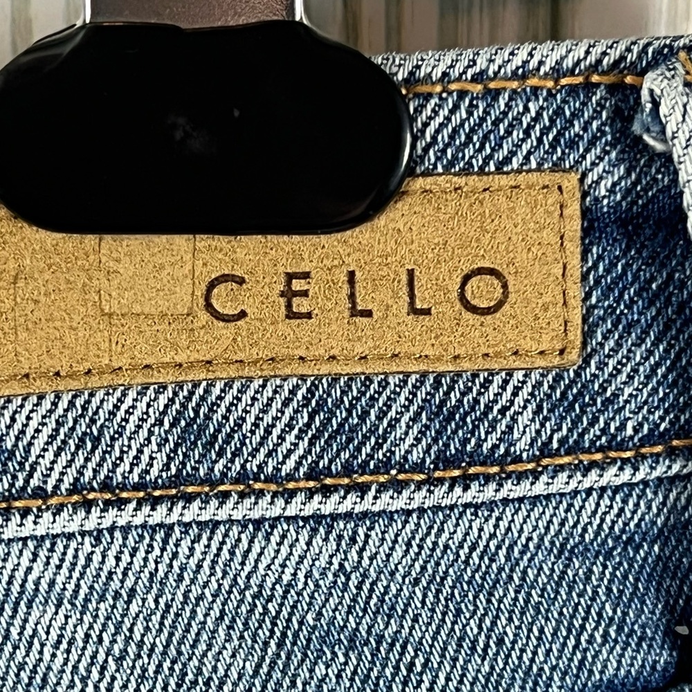 Cello Denim Distressed Jeans - Picture 10 of 10